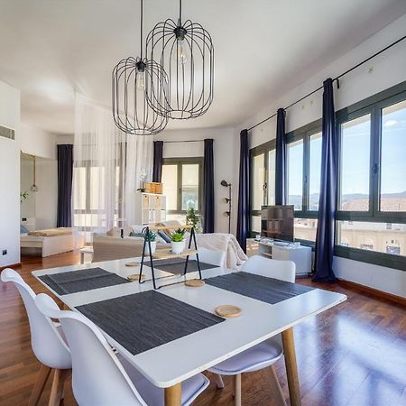 Espectacular Loft En Centrico Edificio Singular Apartment Manresa Luaran gambar