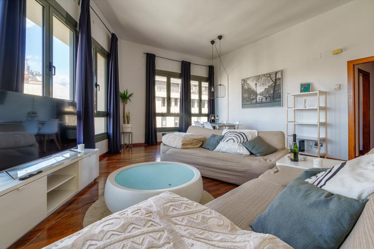 Espectacular Loft En Centrico Edificio Singular Apartment Manresa Luaran gambar