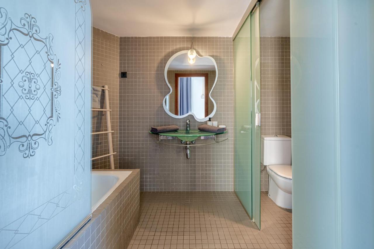 Espectacular Loft En Centrico Edificio Singular Apartment Manresa Luaran gambar